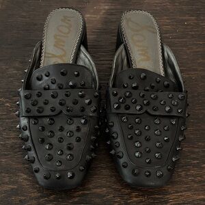 Sam Edelman Augustus studded leather mules. Sz 7.5